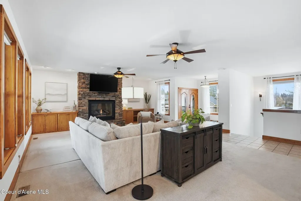 706 N Dundee Drive Post Falls ID 83854