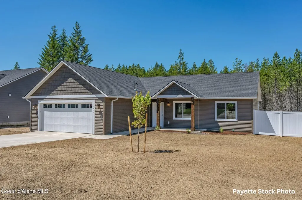 12037 N Lennon Lane Rathdrum ID 83858