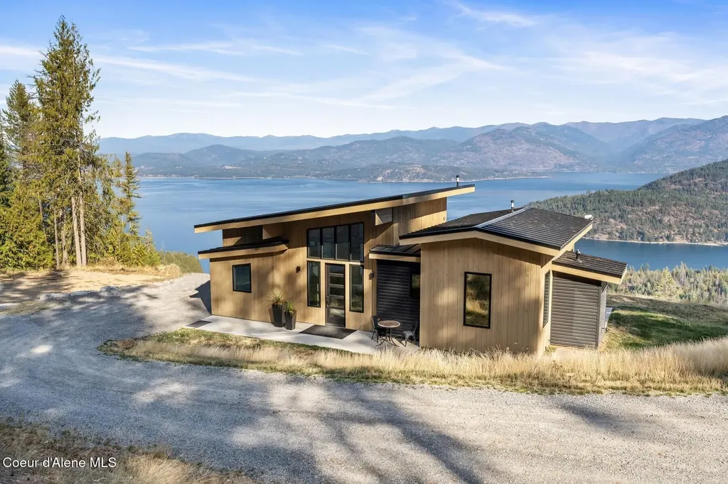 1376 Less Traveled (parcel 1 & 2) Road Sagle ID 83860