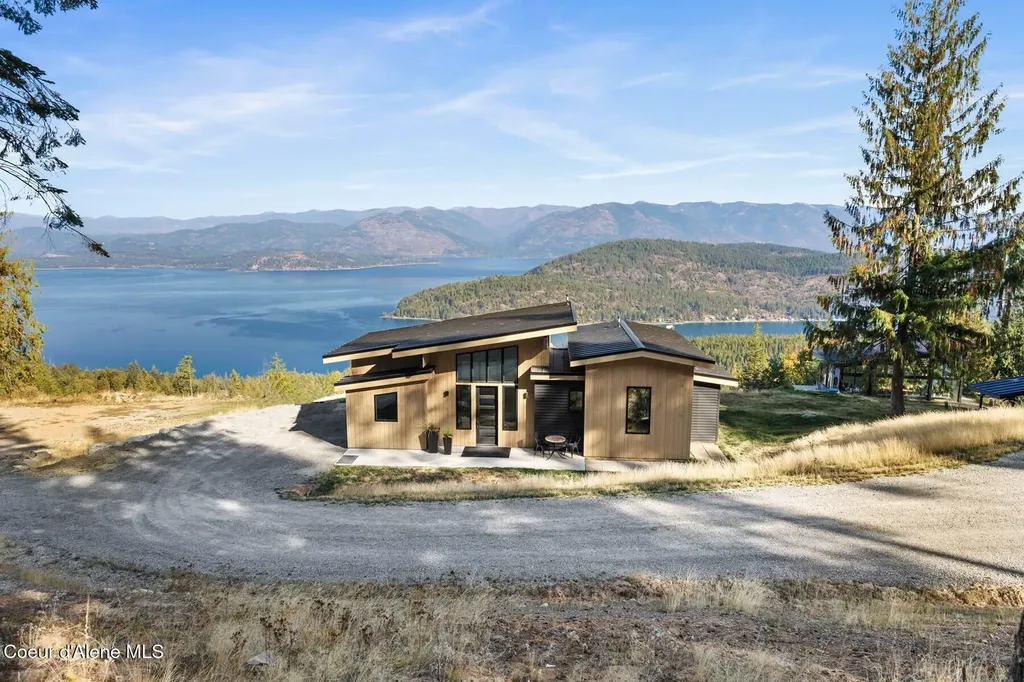 1376 Less Traveled (parcel 1 & 2) Road Sagle ID 83860