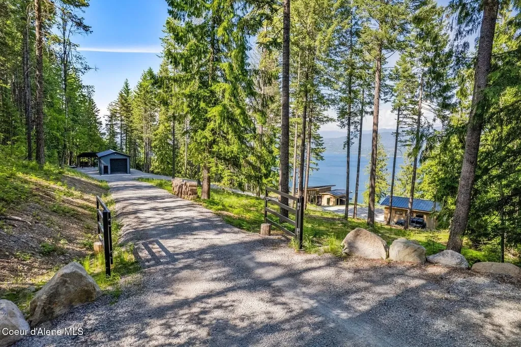 1376 Less Traveled (parcel 1 & 2) Road Sagle ID 83860