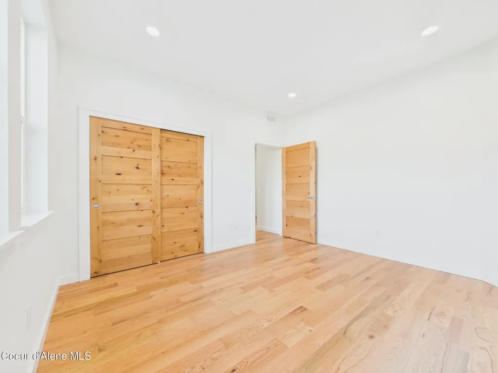 101 Happy Trails Lane Pinehurst ID 83850