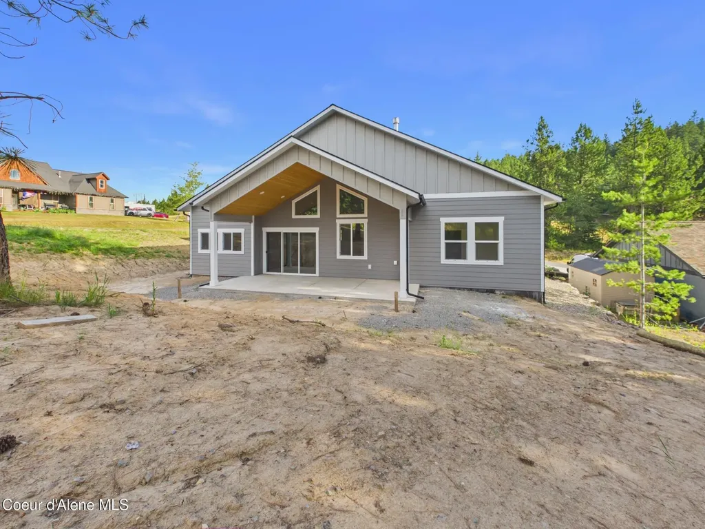 101 Happy Trails Lane Pinehurst ID 83850