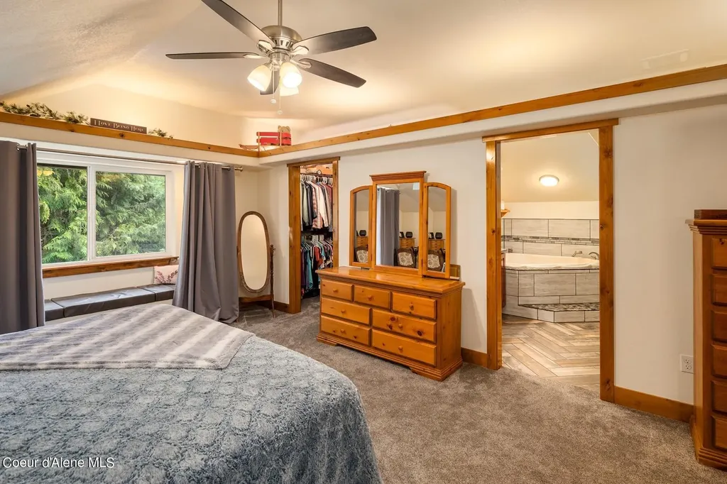 181 Calypso Lane Sandpoint ID 83864