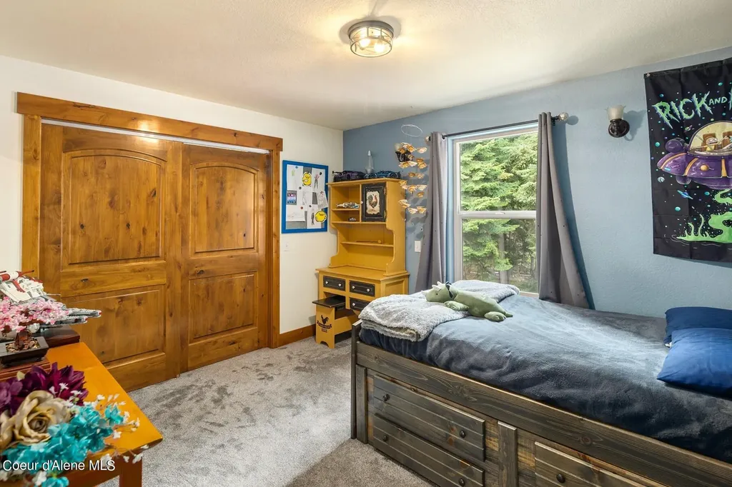 181 Calypso Lane Sandpoint ID 83864