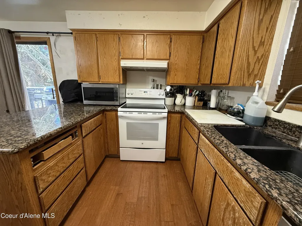 1635 E Tall Timber Loop Post Falls ID 83854
