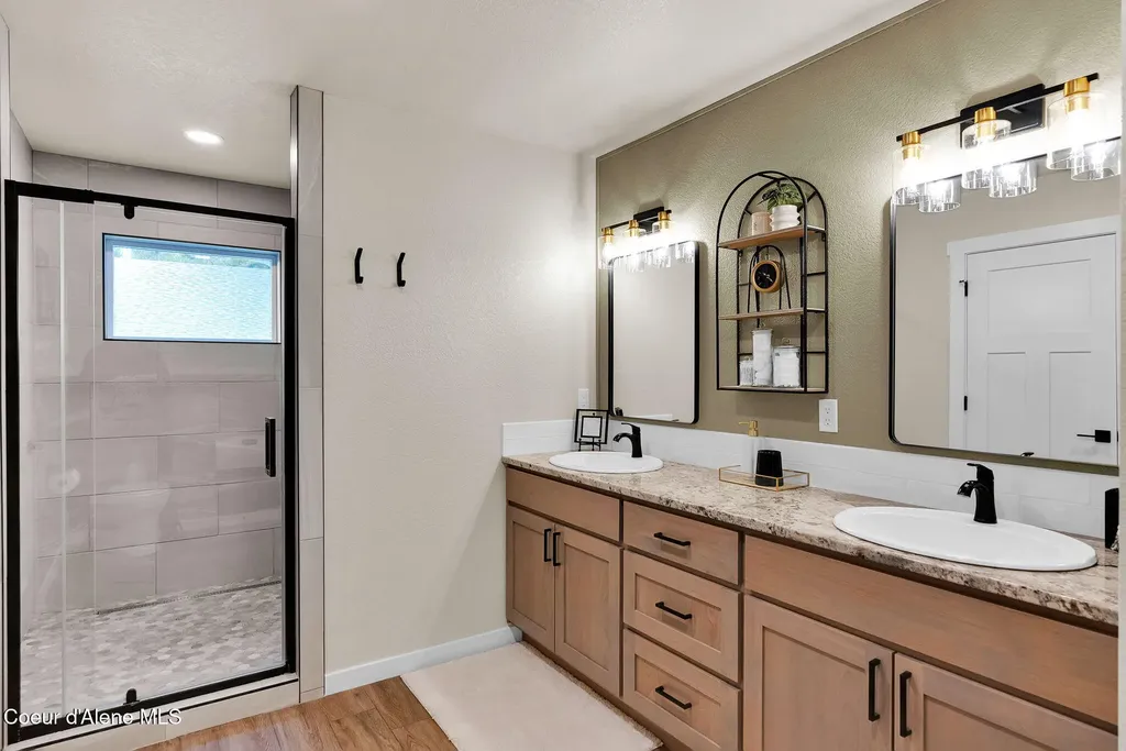 134 Leelah Lane Bonners Ferry ID 83805