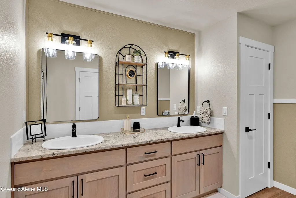 134 Leelah Lane Bonners Ferry ID 83805
