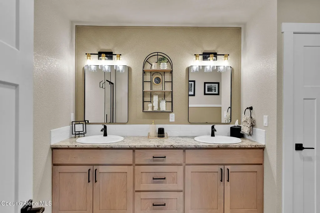 134 Leelah Lane Bonners Ferry ID 83805