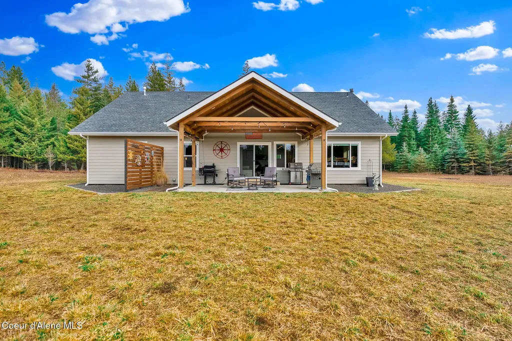 134 Leelah Lane Bonners Ferry ID 83805