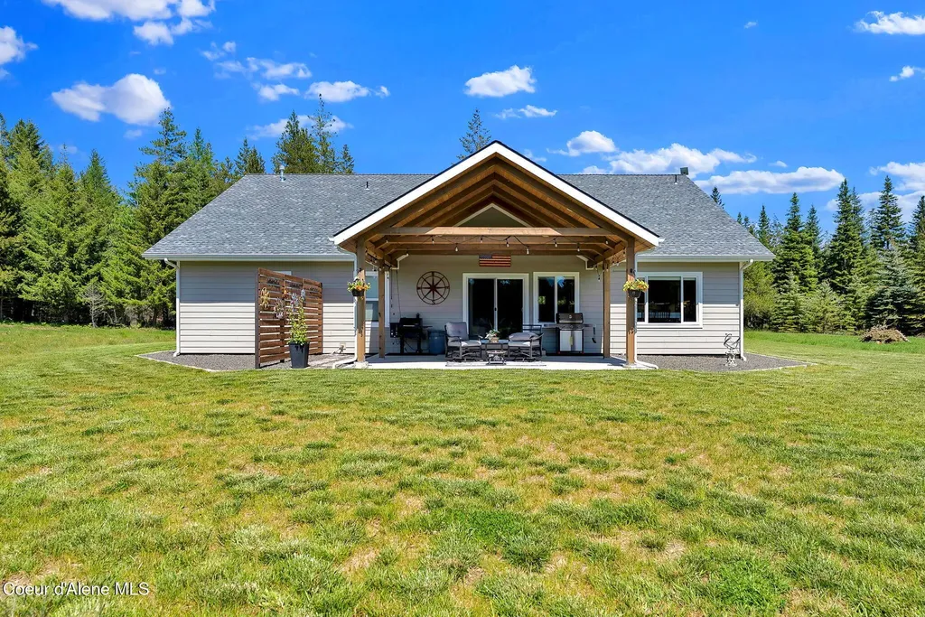134 Leelah Lane Bonners Ferry ID 83805
