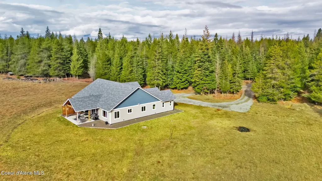 134 Leelah Lane Bonners Ferry ID 83805
