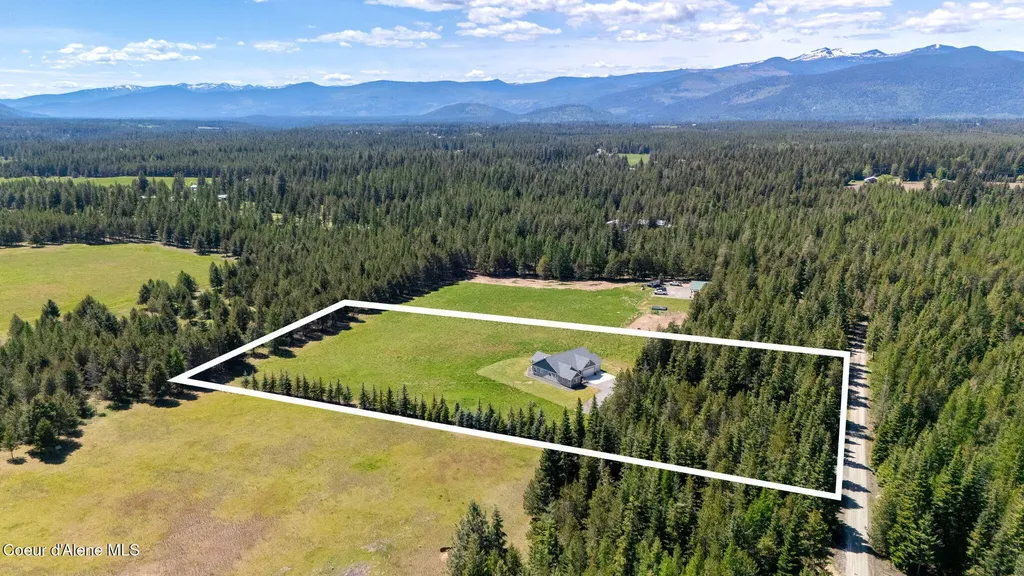 134 Leelah Lane Bonners Ferry ID 83805
