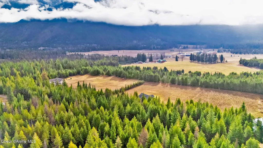 134 Leelah Lane Bonners Ferry ID 83805