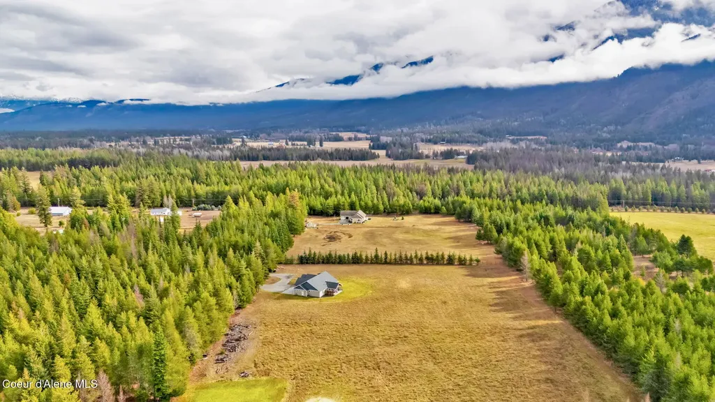 134 Leelah Lane Bonners Ferry ID 83805