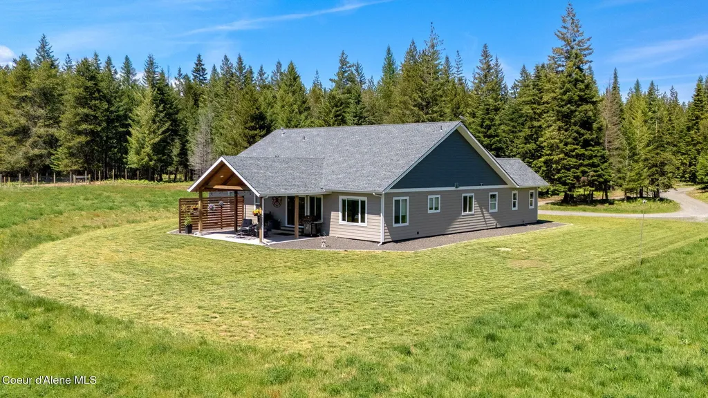 134 Leelah Lane Bonners Ferry ID 83805