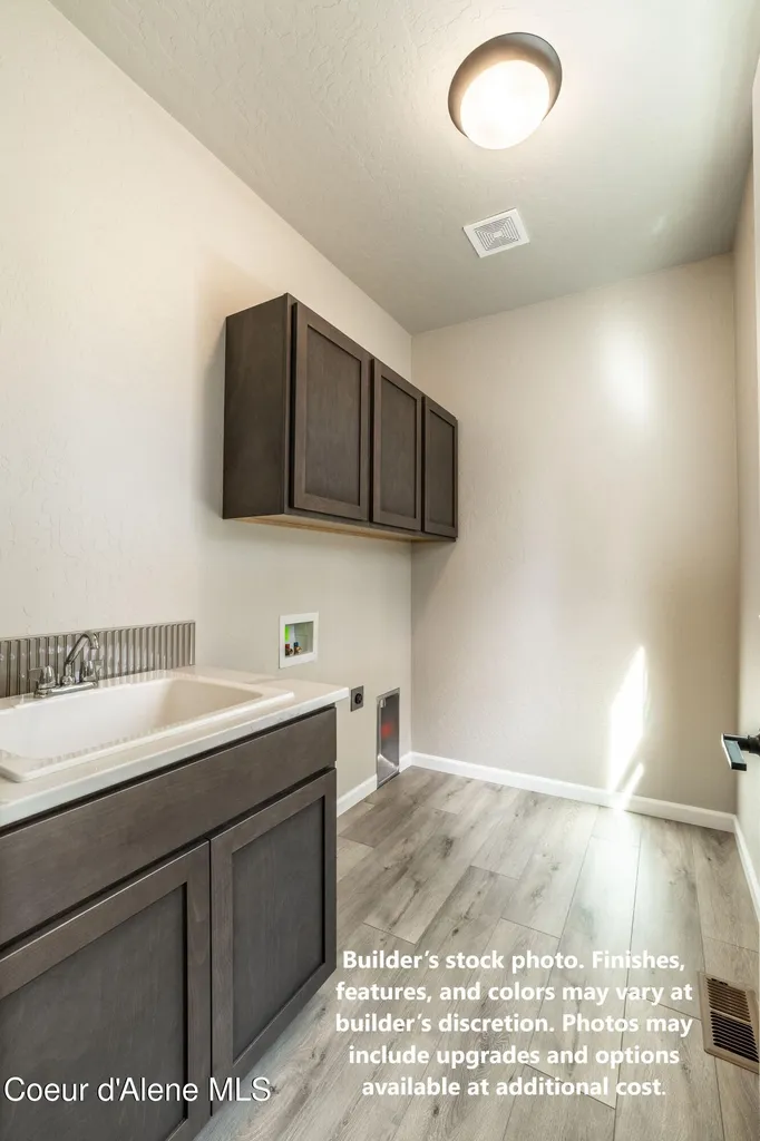 L2 B6 N Archer Road Athol ID 83801