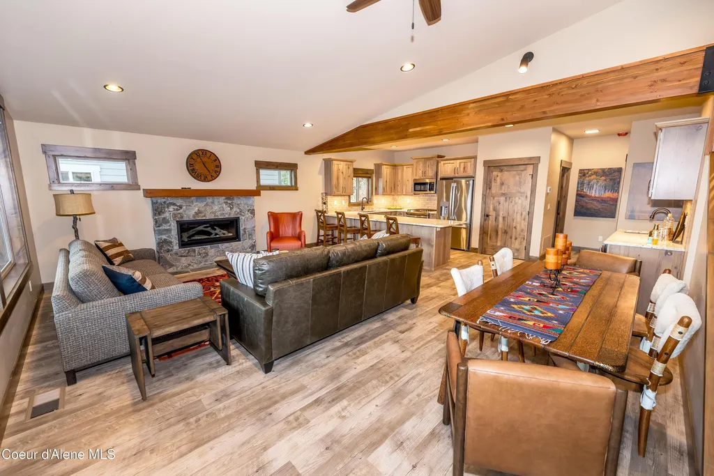 44 Palouse Drive Nordman ID 83848