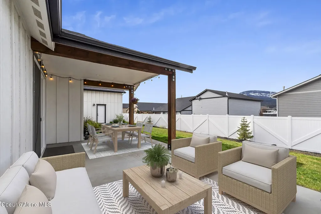 8781 W Seed Loop Rathdrum ID 83858