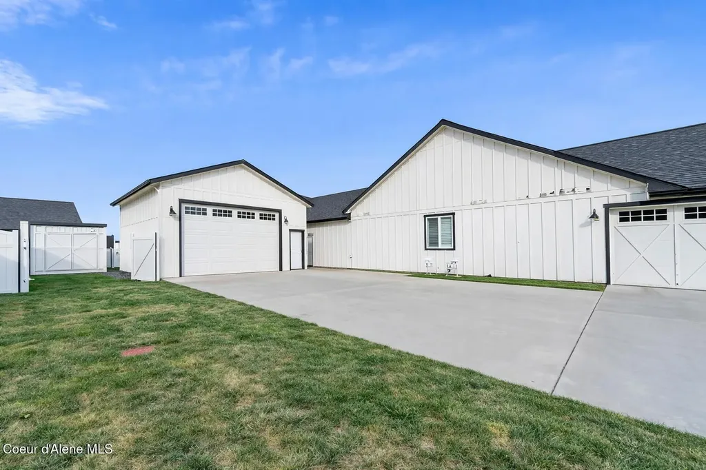 8781 W Seed Loop Rathdrum ID 83858