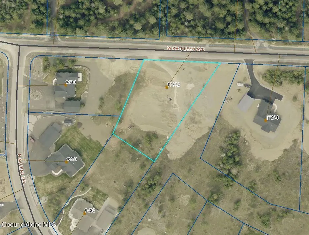 17372 W Kathleen Avenue Hauser ID 83854
