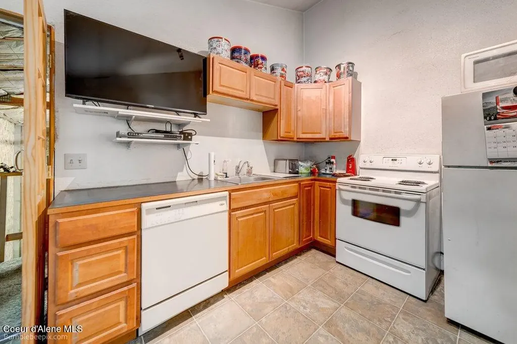 5294 Bandy Road Priest River ID 83856