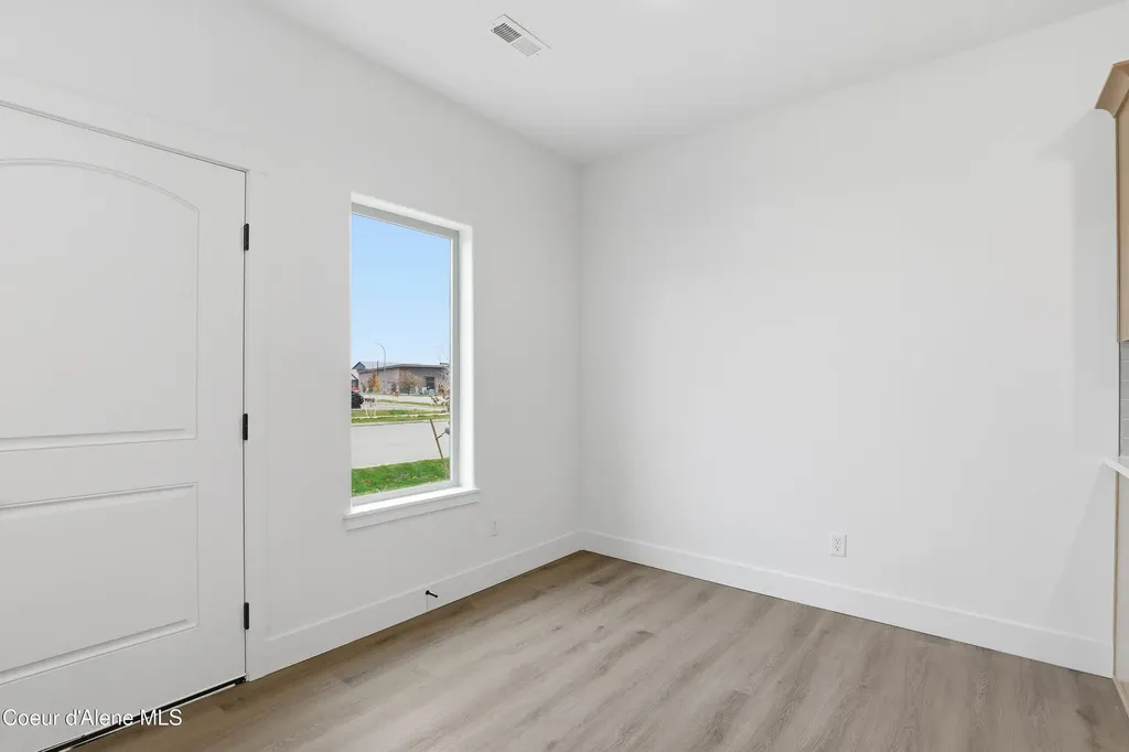 669 N Creative Way (lot 11) Post Falls ID 83854