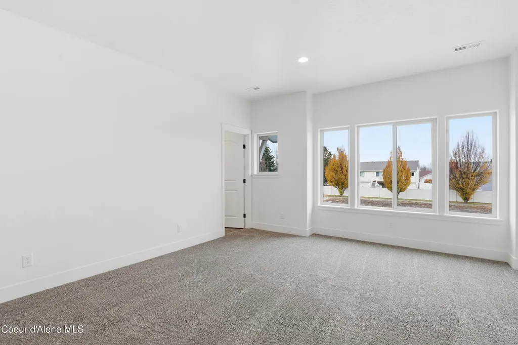 669 N Creative Way (lot 11) Post Falls ID 83854