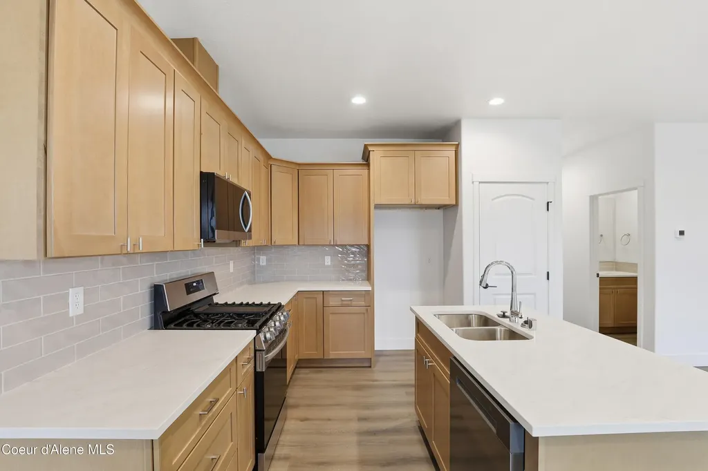669 N Creative Way (lot 11) Post Falls ID 83854