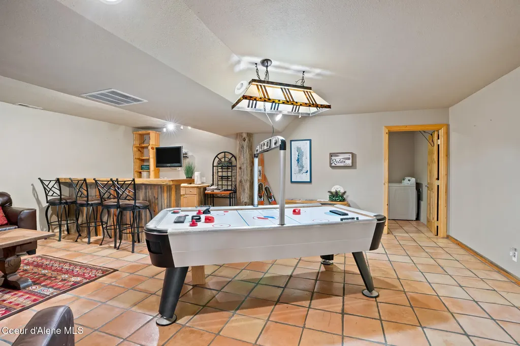 203 Frog Song Lane Coolin ID 83821