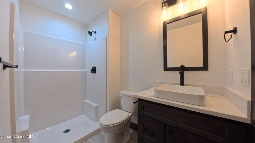 150 E Lobo Loop Hayden ID 83835