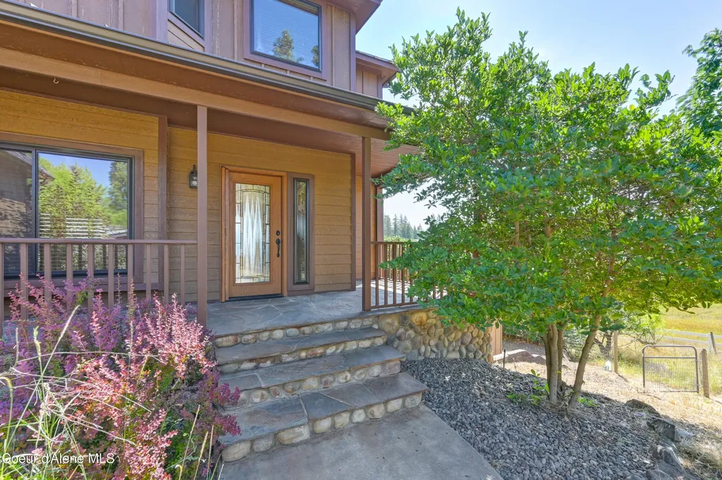 19750 Providence Lane Worley ID 83876