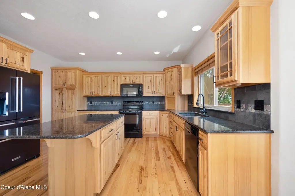 19750 Providence Lane Worley ID 83876