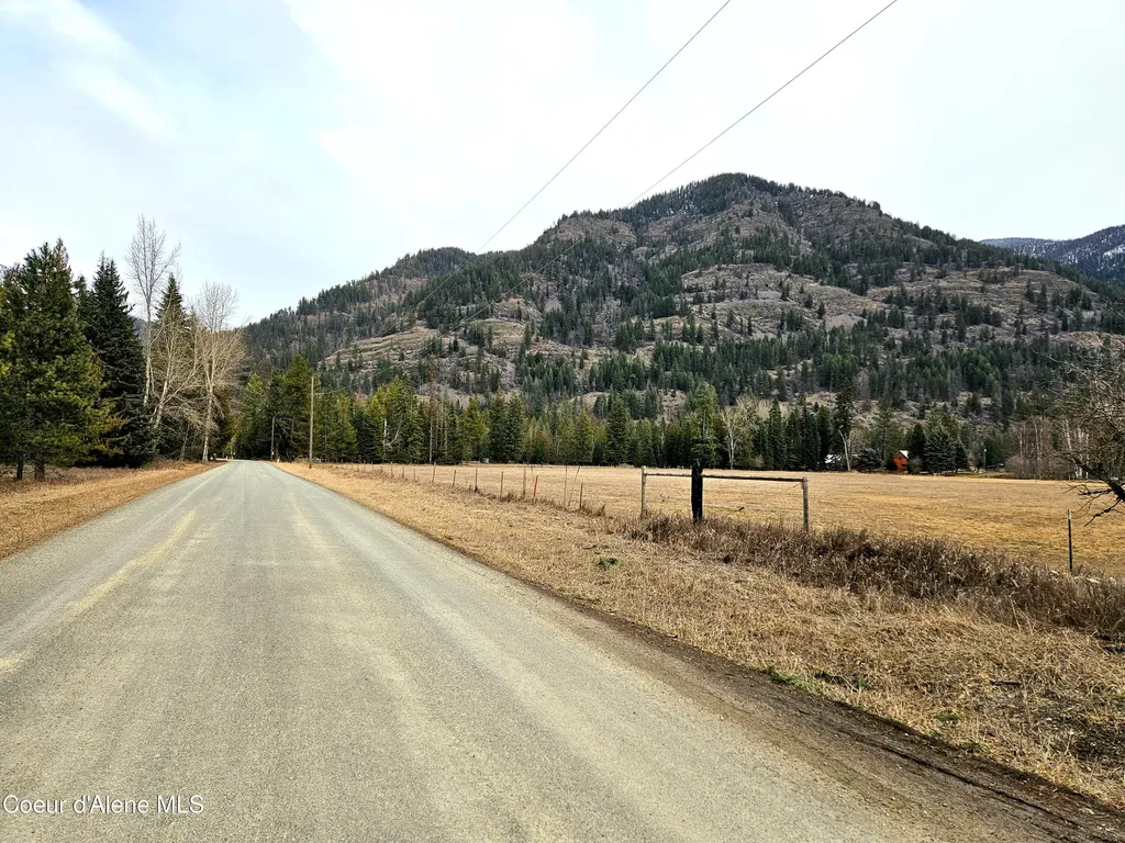 Nna Lightning Creek Road Clark Fork ID 83811