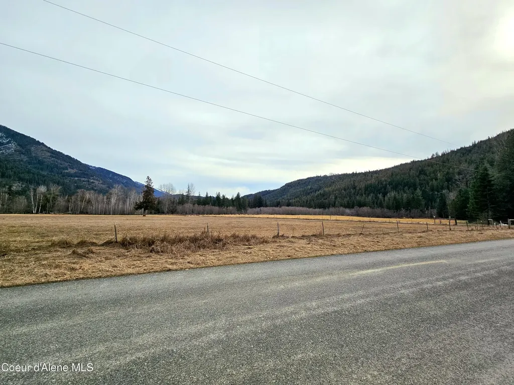 Nna Lightning Creek Road Clark Fork ID 83811