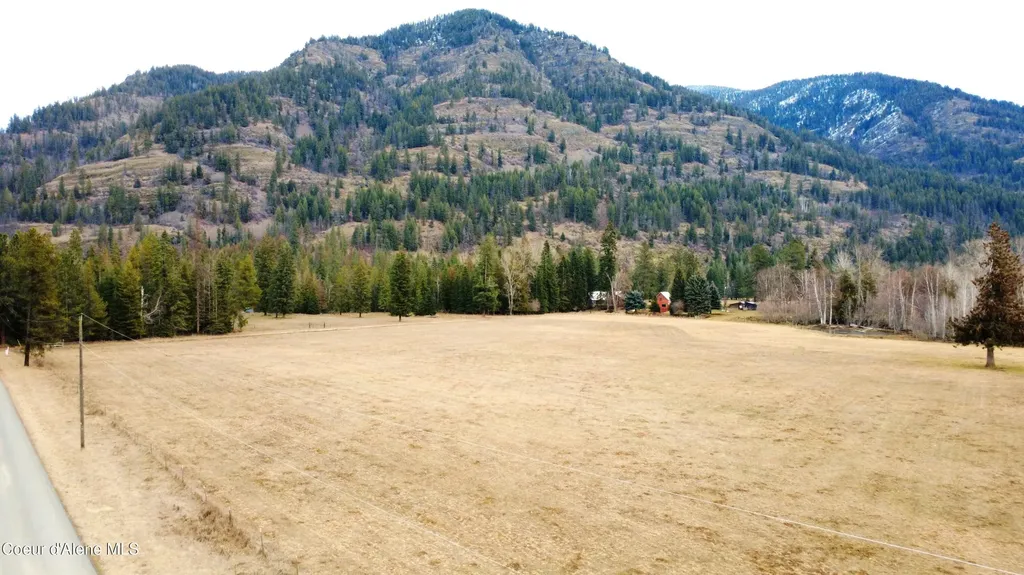 Nna Lightning Creek Road Clark Fork ID 83811