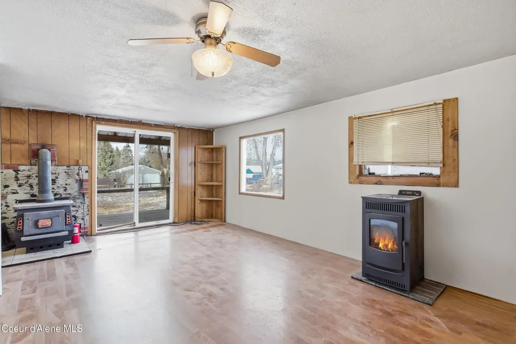 617 E Valley Street S Oldtown ID 83822