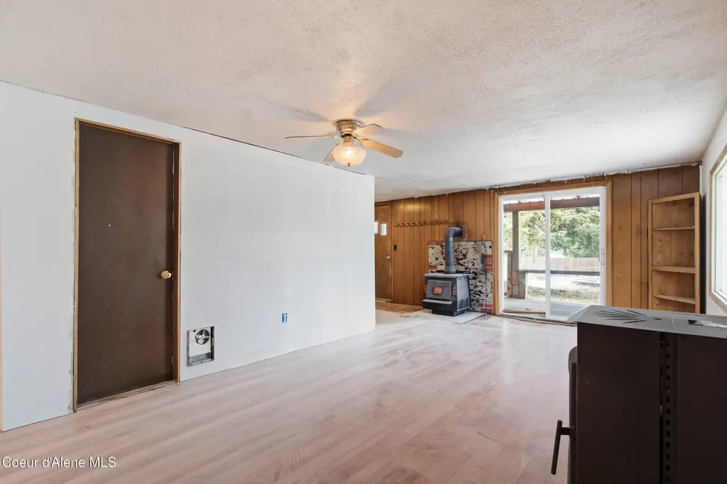 617 E Valley Street S Oldtown ID 83822