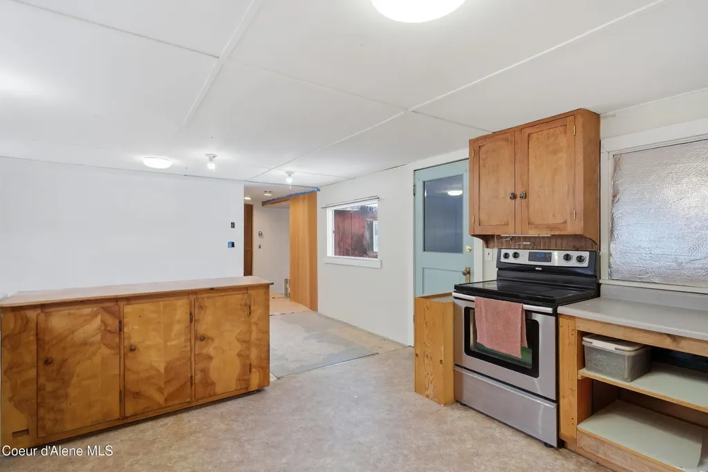 617 E Valley Street S Oldtown ID 83822