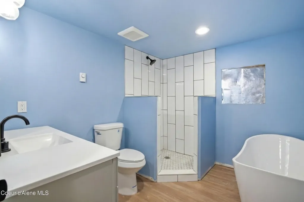 617 E Valley Street S Oldtown ID 83822