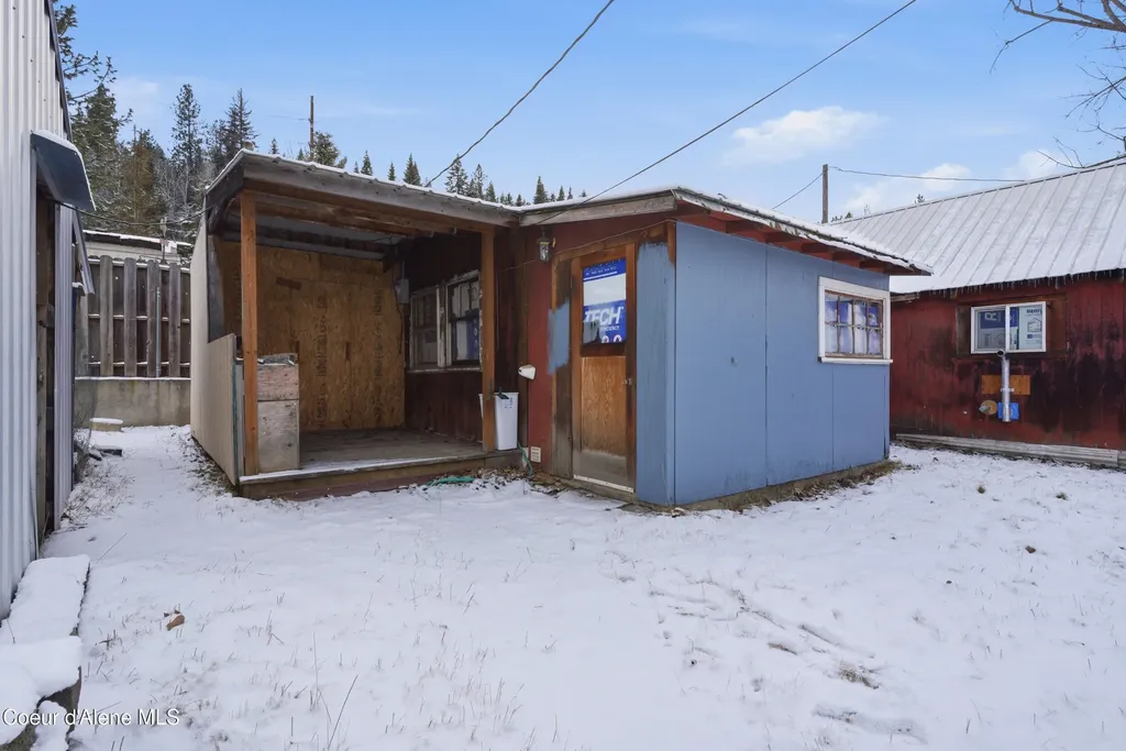 617 E Valley Street S Oldtown ID 83822