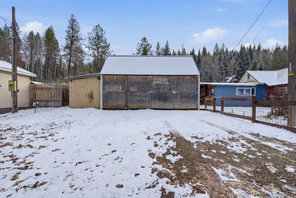 617 E Valley Street S Oldtown ID 83822