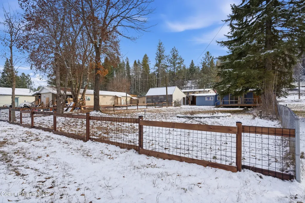 617 E Valley Street S Oldtown ID 83822