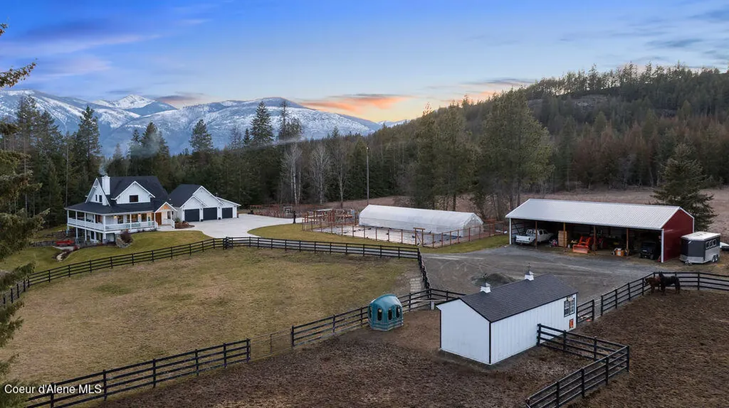 354 Buena Vista Road Bonners Ferry ID 83805