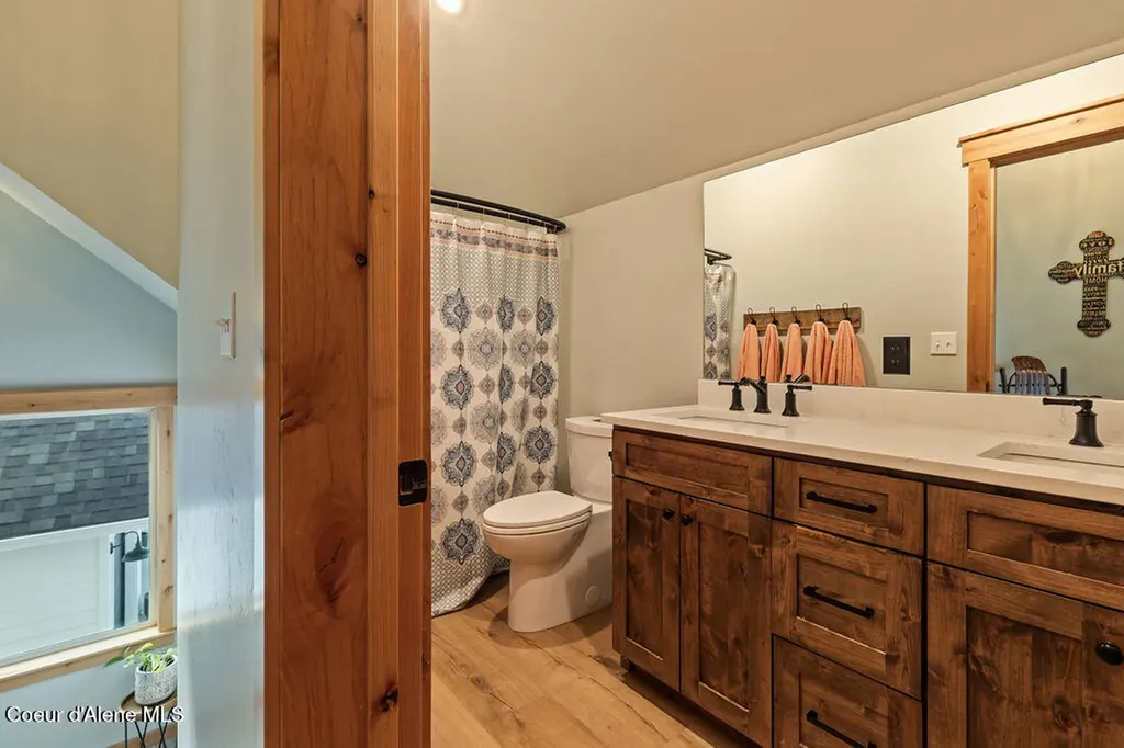 354 Buena Vista Road Bonners Ferry ID 83805