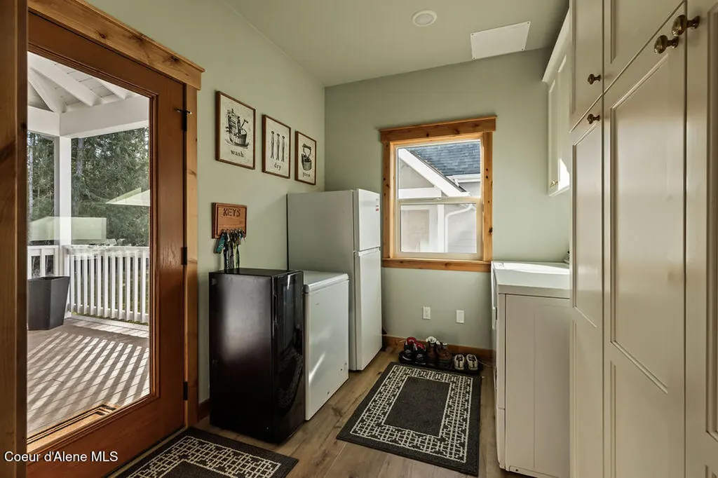 354 Buena Vista Road Bonners Ferry ID 83805