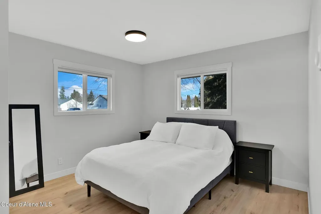 1810 W Honeysuckle Avenue Hayden ID 83835