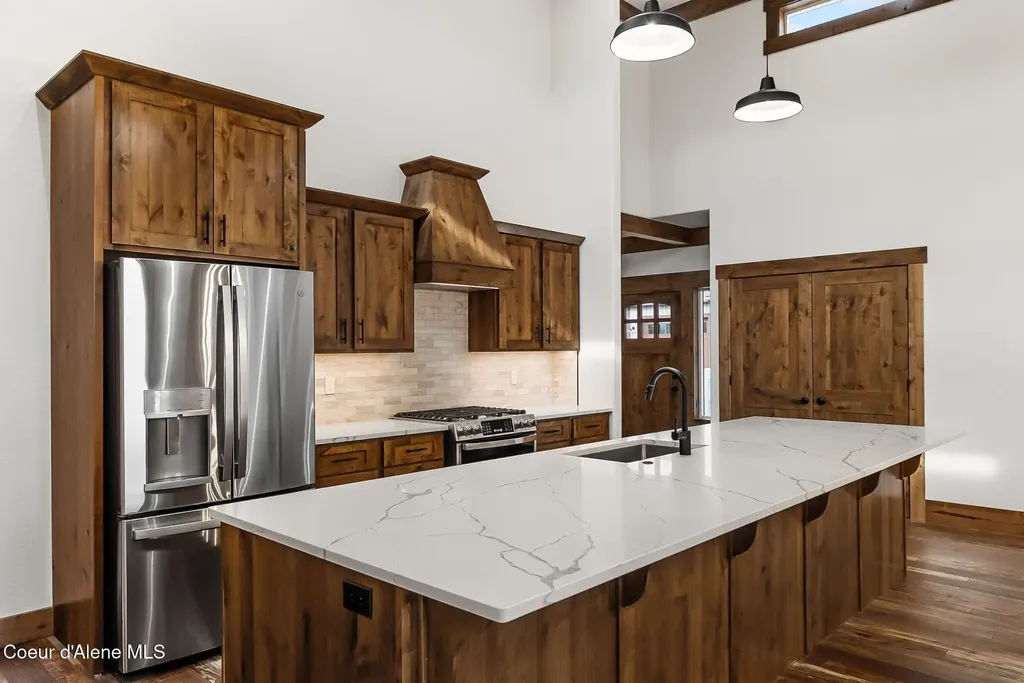 137 Backtrack Road Sandpoint ID 83864