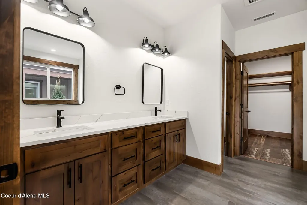 137 Backtrack Road Sandpoint ID 83864