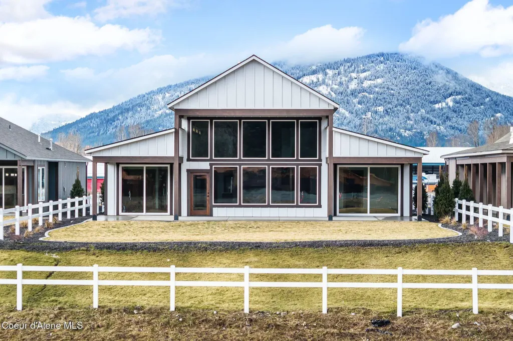 137 Backtrack Road Sandpoint ID 83864